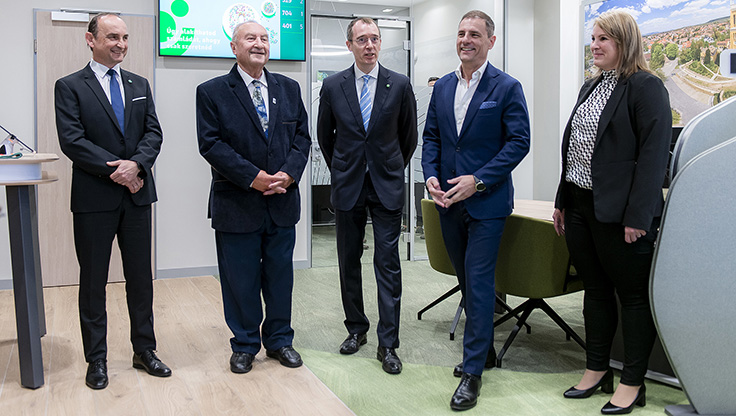 Fóton nyílt meg az OTP Bank legújabb bankfiókja